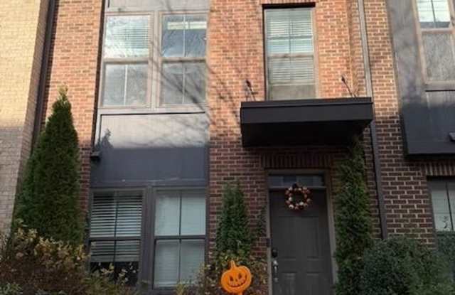 4638 WOODBERRY Street