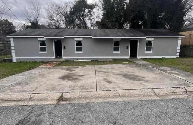 Photo of 2062 Mutual Avenue