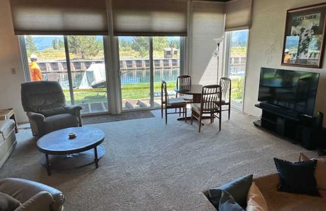 Condo with beautiful channel views and boat slip available for a Winter or Summer seasonal 3-6 month lease! Call to inquire today!