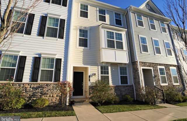 6 MANCHESTER Drive