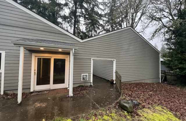 2690 Northwest Briarwood Place - APT
