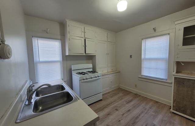 701 North Chestnut Avenue