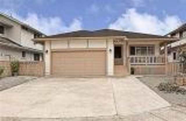 95-1007 Puneki St
