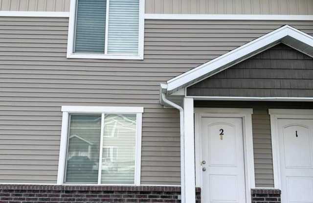 2623 W 450 N