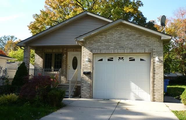 3996 Ziegler - 3996 Ziegler Street, Dearborn Heights, MI 48125