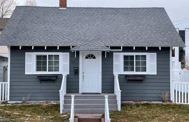 1 bedroom + office, downtown bungalow - 715 West Olive Street, Bozeman, MT 59715