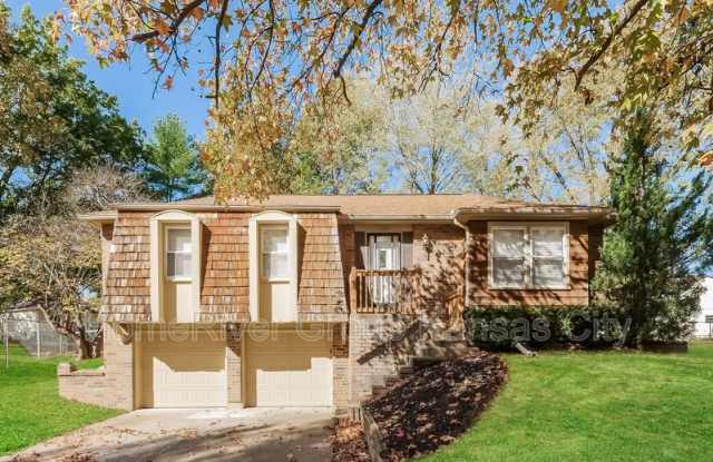 1504 N Millhaven Ct