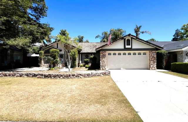 9316 Foxglen Court