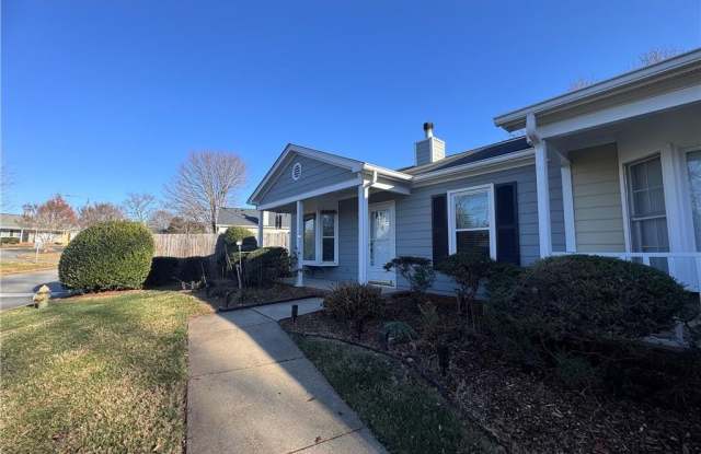 814 Guilford College Road