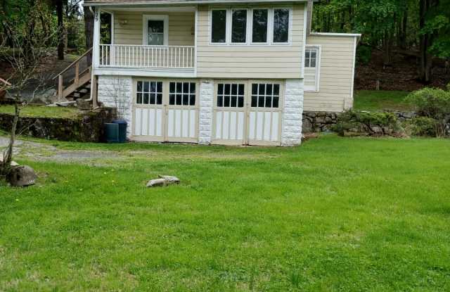 129 Thiells Rd