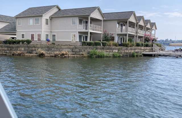 188 Villa Point - 1Unit F