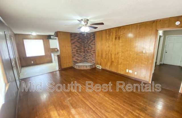 3444 Stone (Parkway Village)