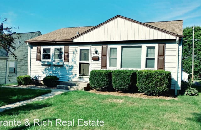 2919 N 90th St - 2919 North 90th Street, Milwaukee, WI 53222