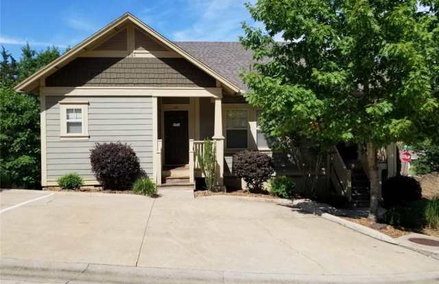 3164  N Barnsbury  TER Unit #102 - 3164 Barnsbury Terrace, Fayetteville, AR 72703