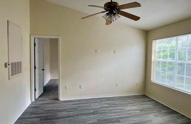 842 GRAND REGENCY POINT