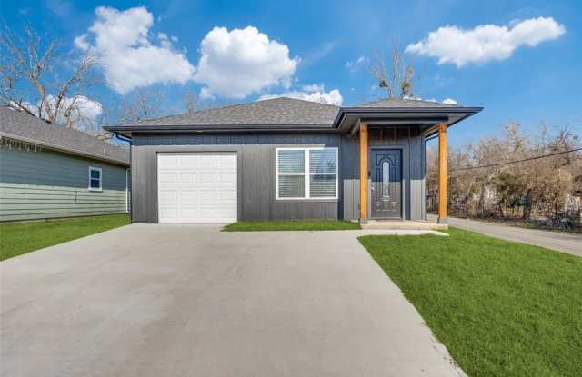 1429 E Odneal Street