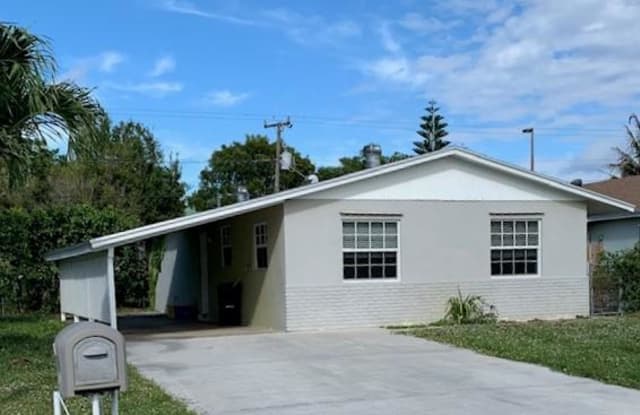 1227 Cherokee Street - 1227 Cherokee Street, Jupiter, FL 33458