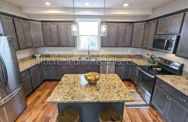 4 Bed, 2 Story - Built in 2020