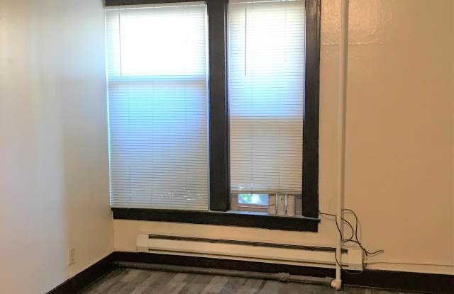 Photo of 1810 15th Ave