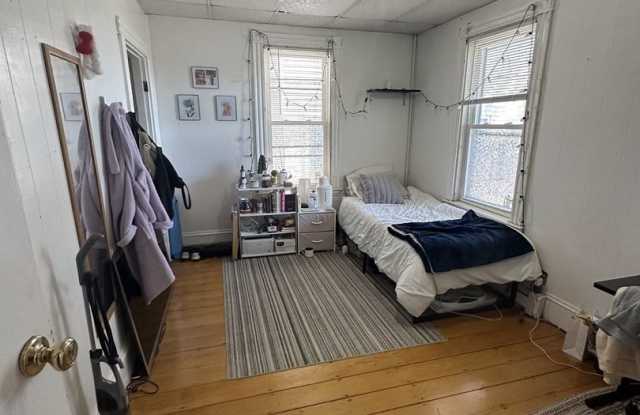 48 Fisher Ave #1A Boston MA 02120