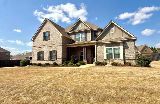 Beautiful 5 Bedroom Home in The Cotswolds