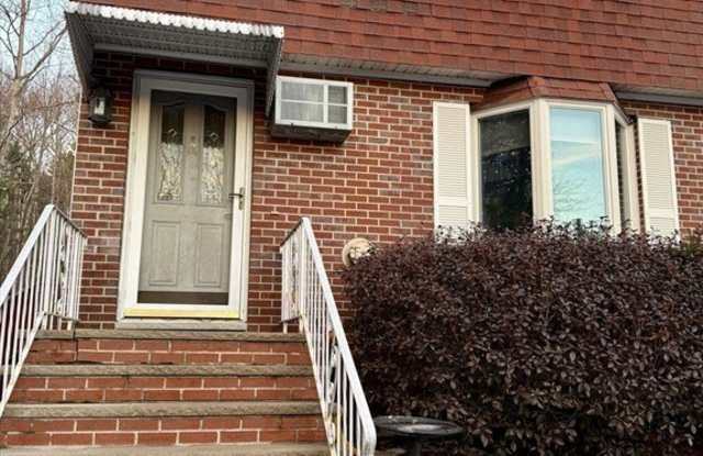 Photo of 8 Maylane Drive unit: 0