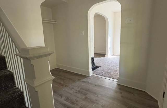 Charming 4-Bed, 2-Bath Home on Corner Lot in Old Town