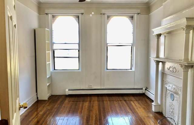 319 8TH ST