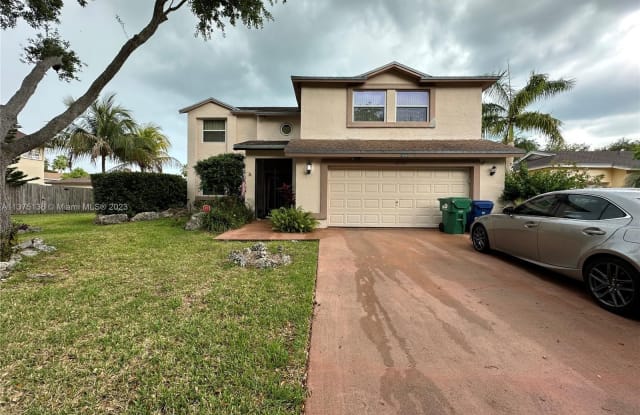 20501 SW 86th Ct - 20501 Southwest 86th Court, Cutler Bay, FL 33189