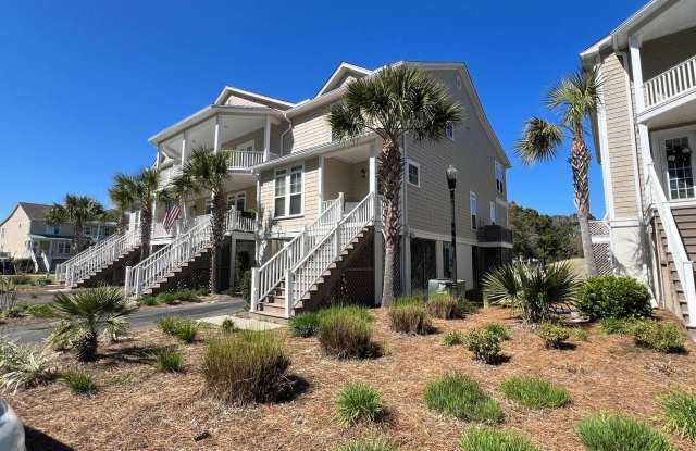 3 Bedroom 3 Bath Furnished Townhouse in Charleston National - Mt Pleasant - 1536 Strathene Court, Mount Pleasant, SC 29466