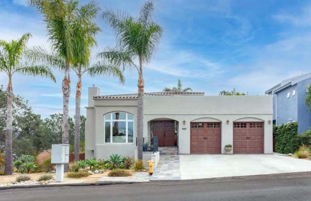 Photo of 527 Liverpool Drive