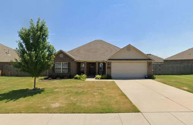 541 Saddlehorn Drive - 541 Saddlehorn Drive, Centerton, AR 72719