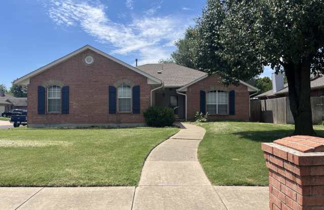 401 Whitehouse Lane