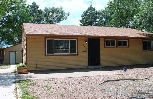 5-bedroom, 2-bathroom home located in the heart of Colorado Springs