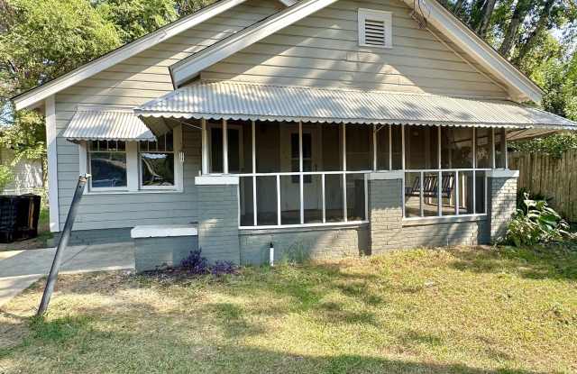 2509 Poplar Street