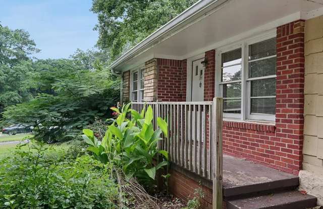 2986 Del Monico Dr