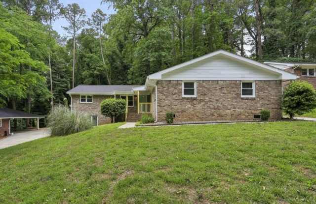2889 White Oak Drive