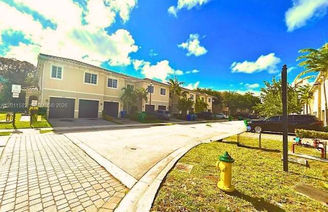 2664 SW 81st Ter
