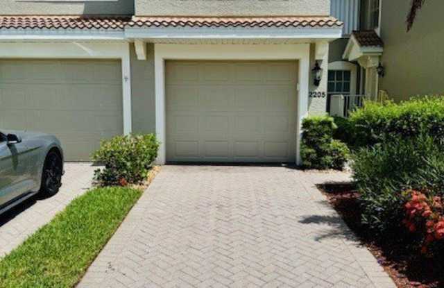 11012 Mill Creek Way