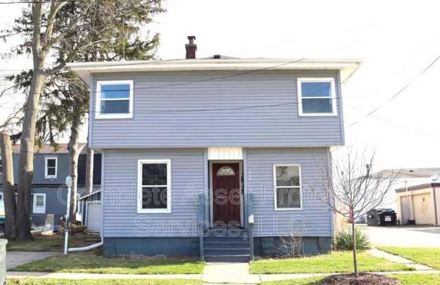 605 Linwood Avenue