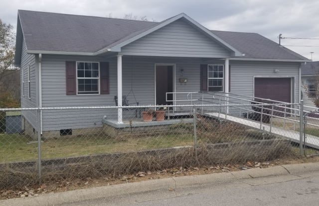 24 Fourth Street - 24 4th Street, Winchester, KY 40391