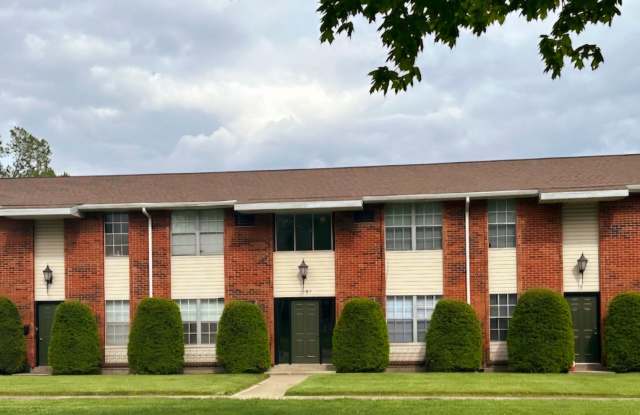 1300 Sanlor Avenue Apartments