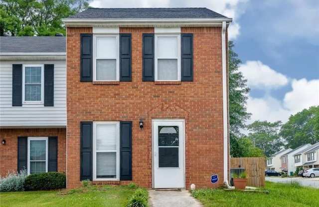 1565 Springleaf Court