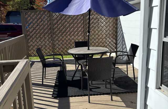 1553 Bancroft Avenue