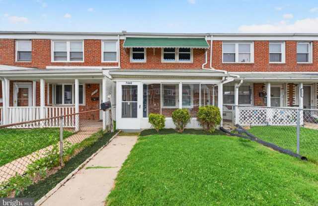 7860 SAINT CLAIRE Lane