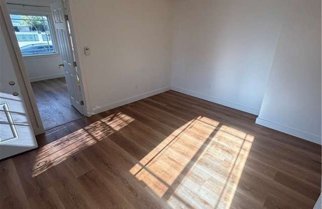 950 E 48th Street