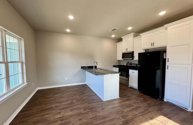 1523 Owens Ave Unit 201