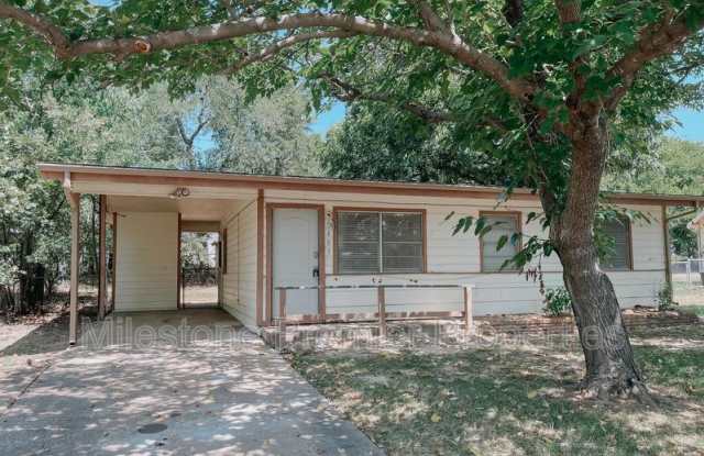 405 Knob Lane