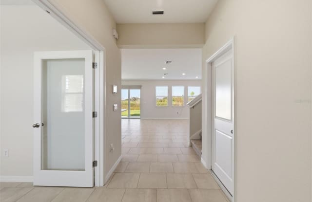 32430 OSPREY PEAK WAY