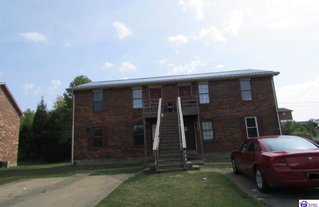 429 Woodcreek Dr - 429 Wood Creek Drive, Radcliff, KY 40160